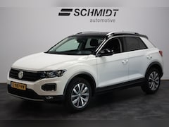 Volkswagen T-Roc - 1.5 TSI Sport 150pk Automaat | LED | Trekhaak | Camera