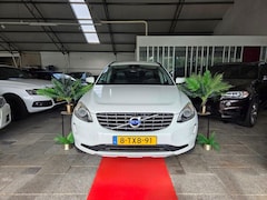 Volvo XC60 - 2.4 D4 AUT AWD 4X4 FACELIFT LEDER 2014