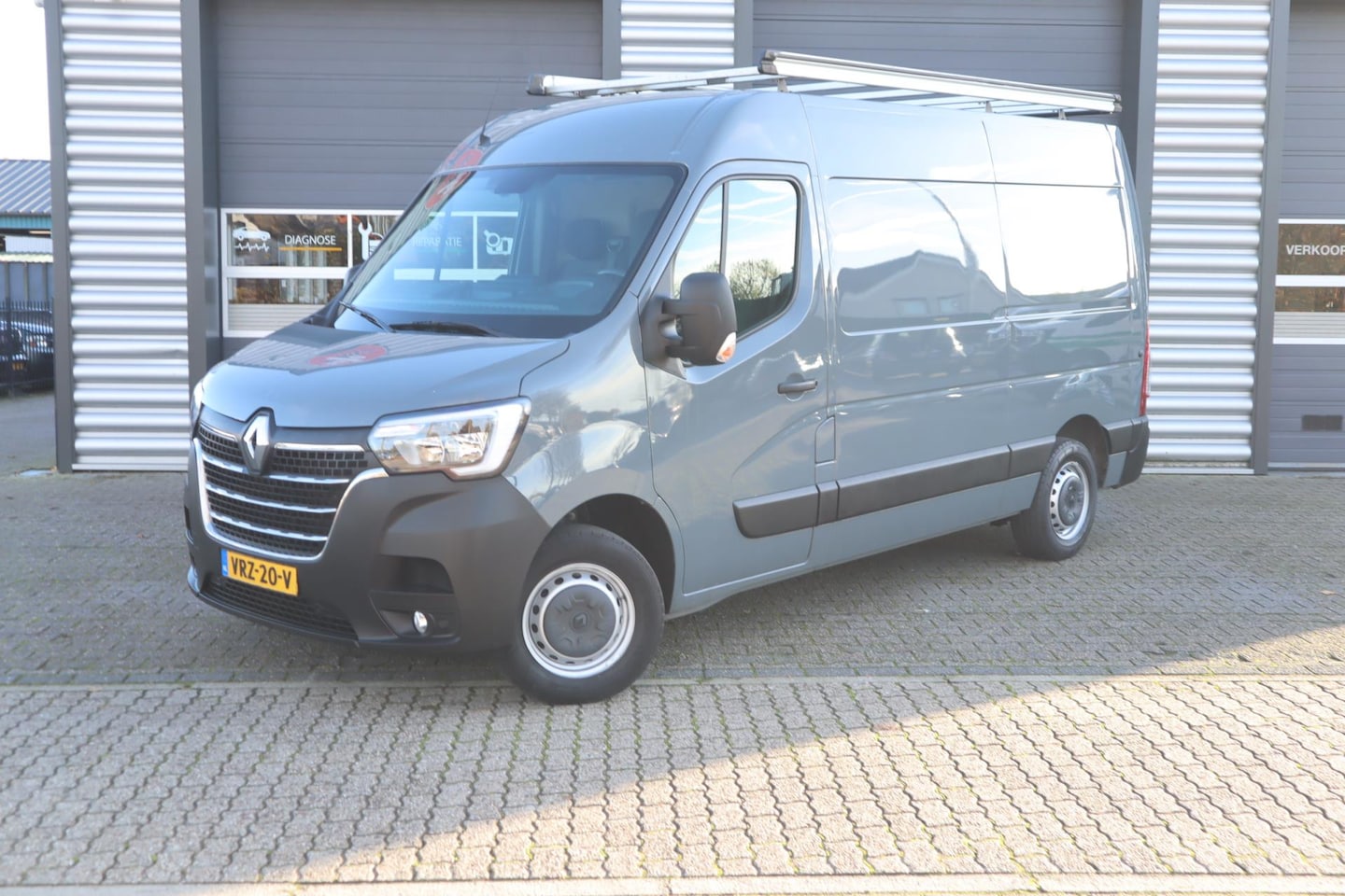 Renault Master - T33 2.3 dCi 135 L2H2 Work Edition T33 2.3 dCi 135 L2H2 Work Edition - AutoWereld.nl
