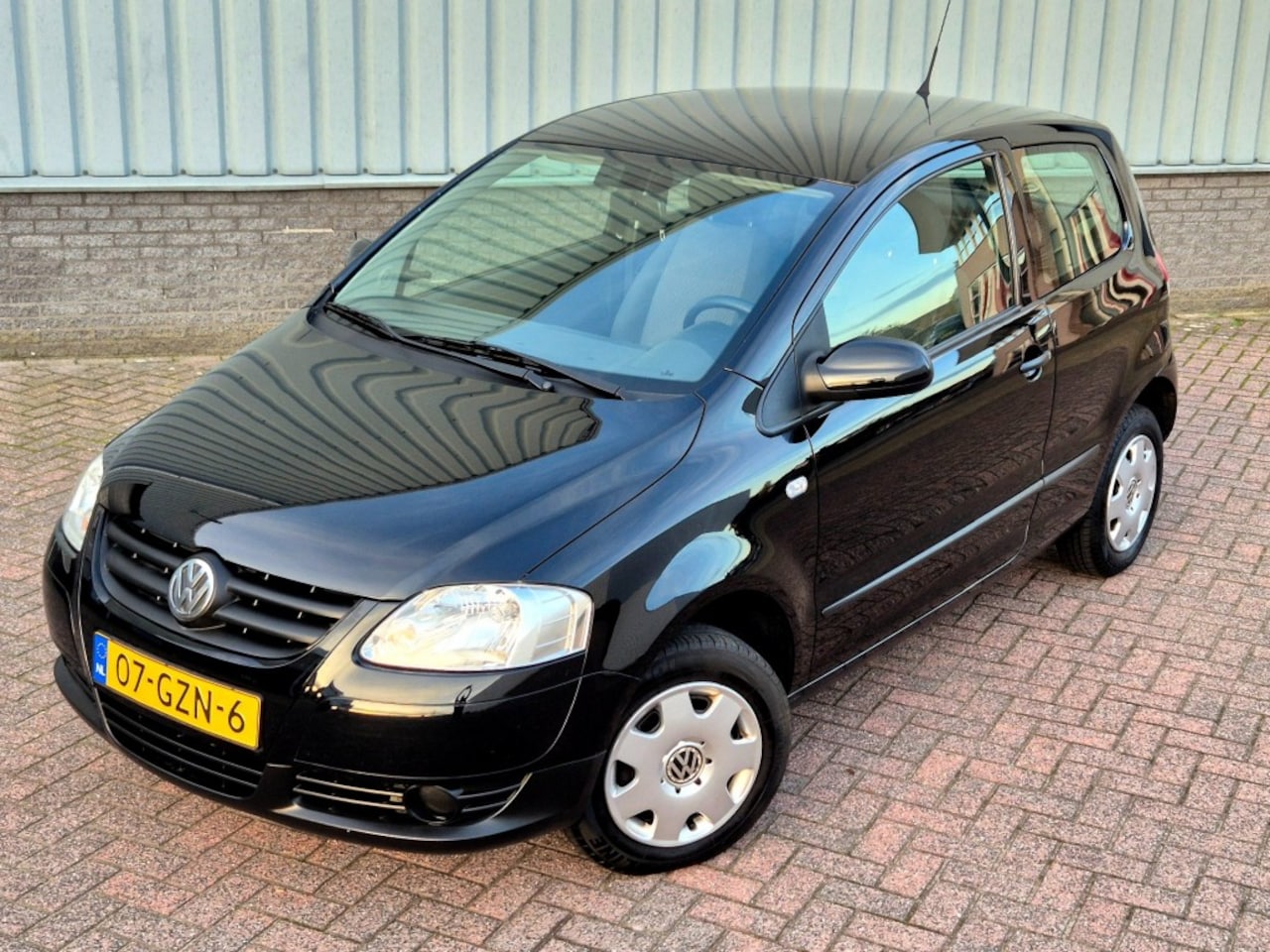 Volkswagen Fox - 1.2 Nieuwe APK 50.000 km Origineel NAP! - AutoWereld.nl