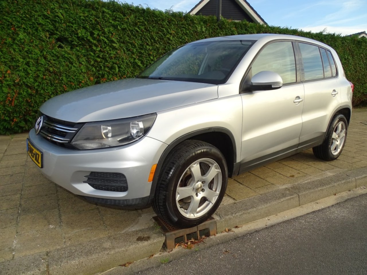 Volkswagen Tiguan - 2.0 TSI SPORTenST.4M-Automaat-Navi-Airco-Cruise-Trkh - AutoWereld.nl