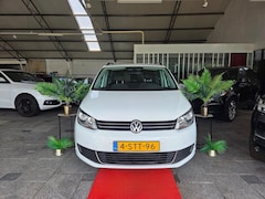Volkswagen Touran - 1.6 TDI AUT HIGHLINE NAVI 2013