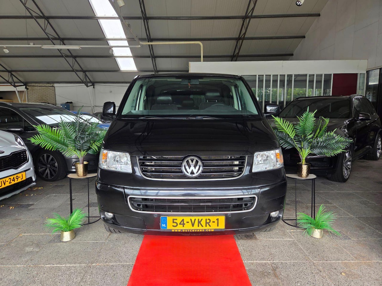 Volkswagen Transporter - 2.5 TDI HIGHLINE AUT LANG AIRCO 340 DC 6P! - AutoWereld.nl