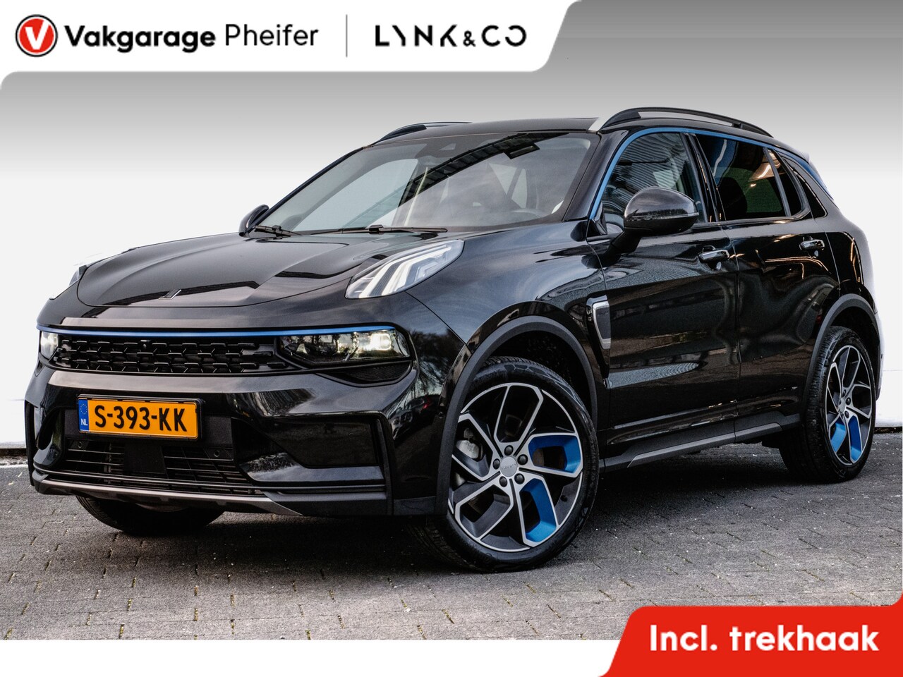 Lynk & Co 01 - 1.5 Plug-In Hybrid 262pk Trekhaak/ Nieuw modeljaar!/ Panoramadak/ 360 Camera/ Adapt. cruis - AutoWereld.nl