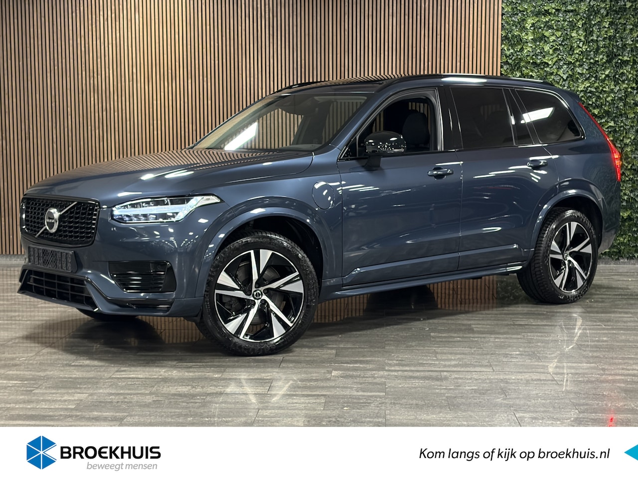 Volvo XC90 - T8 AWD Recharge R-Design | Trekhaak | Schuifdak | Adaptieve Cruise Control | Stoel en Stuu - AutoWereld.nl