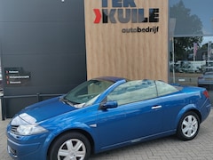 Renault Mégane - Megane 2.0-16V PRIVILÈGE Invalide uitvoering