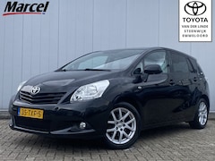 Toyota Verso - 1.6 VVT-i Business NL Auto Trekhaak Panoramdak Navi Clima Cruise