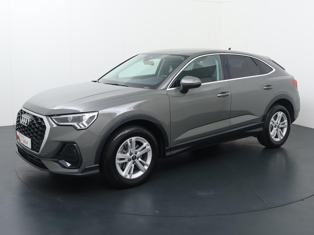 Audi Q3 Sportback - 35 TFSI Pro Line | 150 PK | Automaat | Multifunctioneel stuurwiel | Stoelverwarming | Adap - AutoWereld.nl