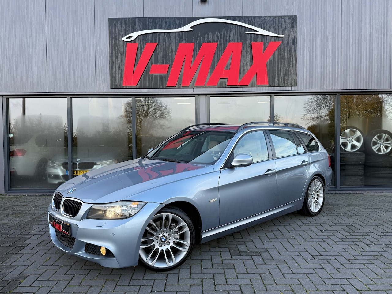 BMW 3-serie Touring - 318i 2.0 LCI M-Sport NAP Leer Xenon NaviProf PDC - AutoWereld.nl