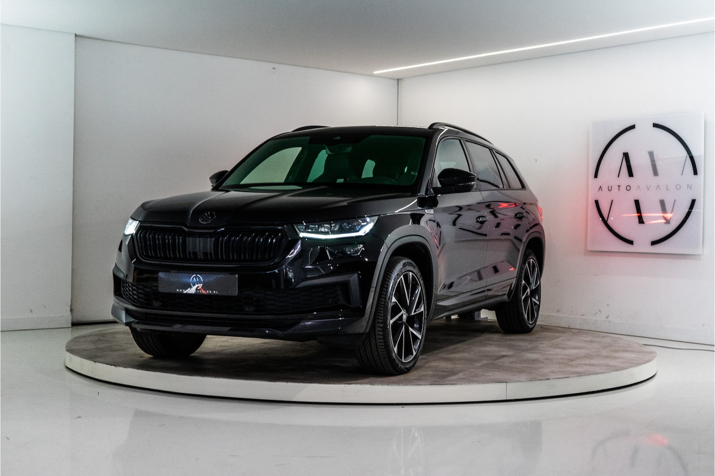 Skoda Kodiaq - 1.5 TSI Sportline Business 150PK | NL AUTO+NAP+1e Eigenaar | LED | Carplay | Stoelverw. | - AutoWereld.nl