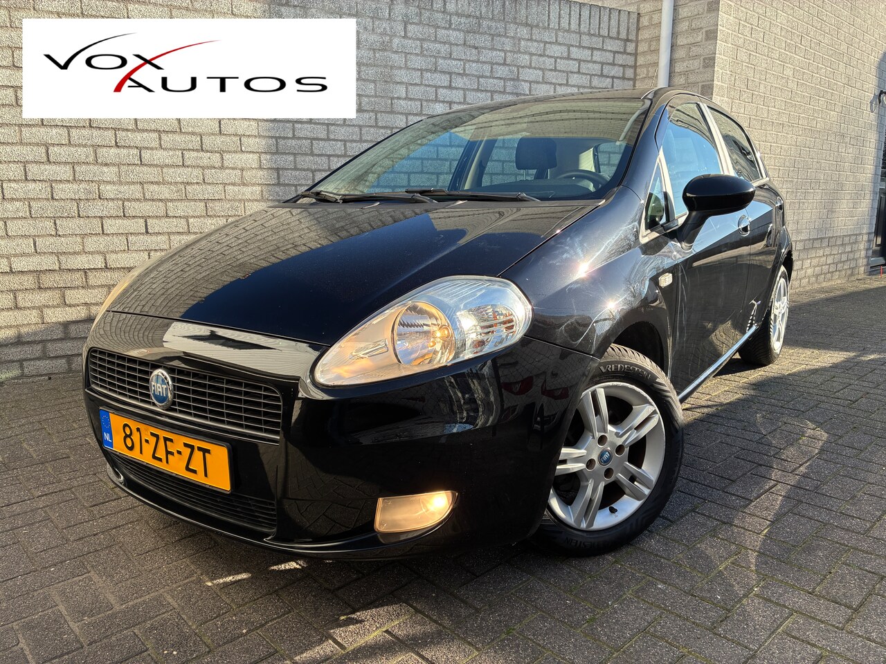 Fiat Grande Punto - 1.2 Dynamic 5-drsAirco,CruiseControl Nieuwe Distributie!