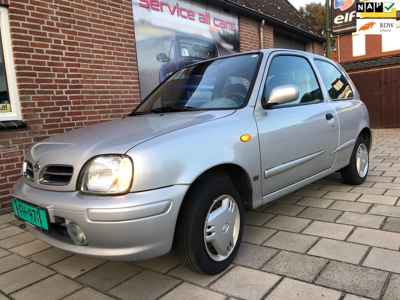 Nissan Micra - 1.0 Gi 1.0 Gi - AutoWereld.nl