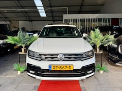 Volkswagen Tiguan - 2.0 TDI DSG ORGINAL R-LINE PANO FULL 2018