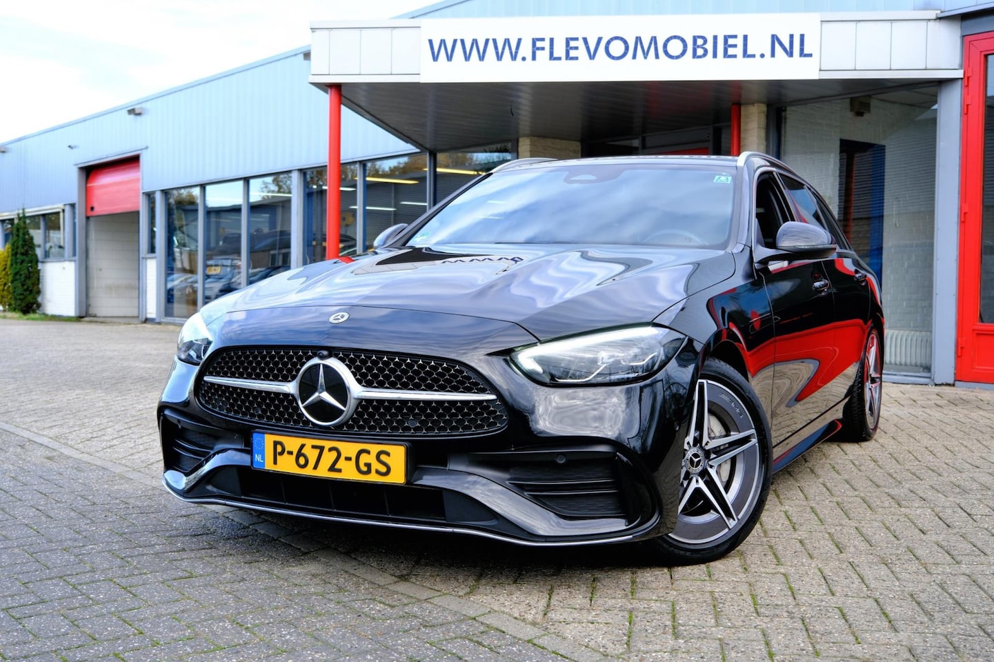 Mercedes-Benz C-klasse Estate - 180 AMG Line Aut. Navi|Leder-Alcantara|Cam|LMV|Enz! - AutoWereld.nl