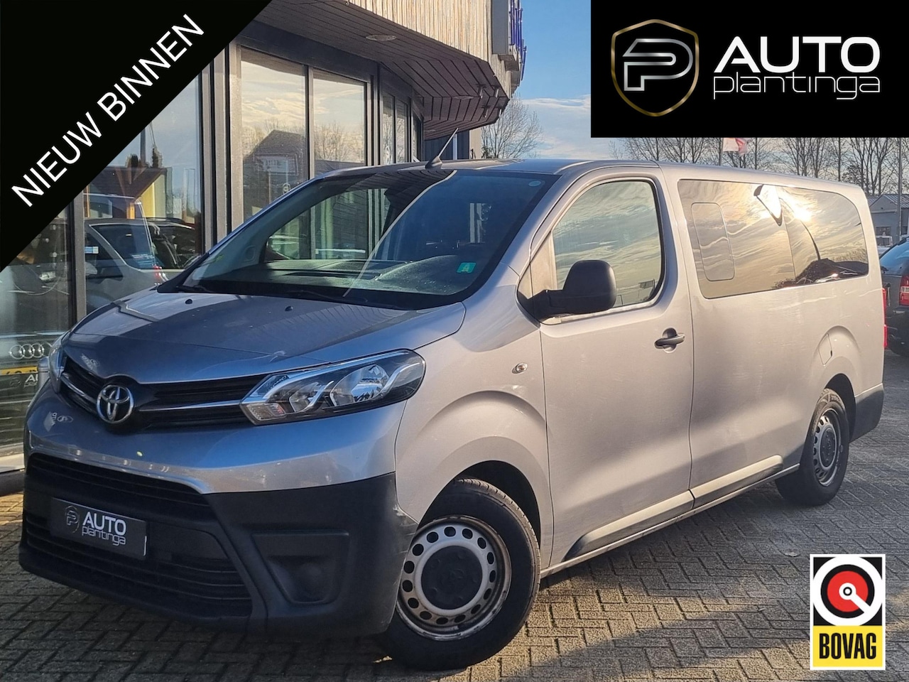 Toyota ProAce Shuttle - 1.5 D-4D Cool Long | Nette staat! | 24.995 INCLUSIEF BTW INCLUSIEF BPM | 9 Persoons | Navi - AutoWereld.nl