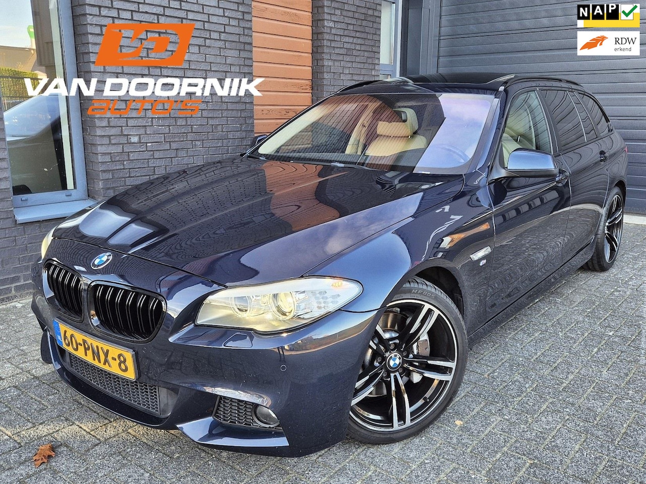 BMW 5-serie Touring - 528i High Executive Leder/Xenon/Panoramadak/Sport Uitlaat - AutoWereld.nl