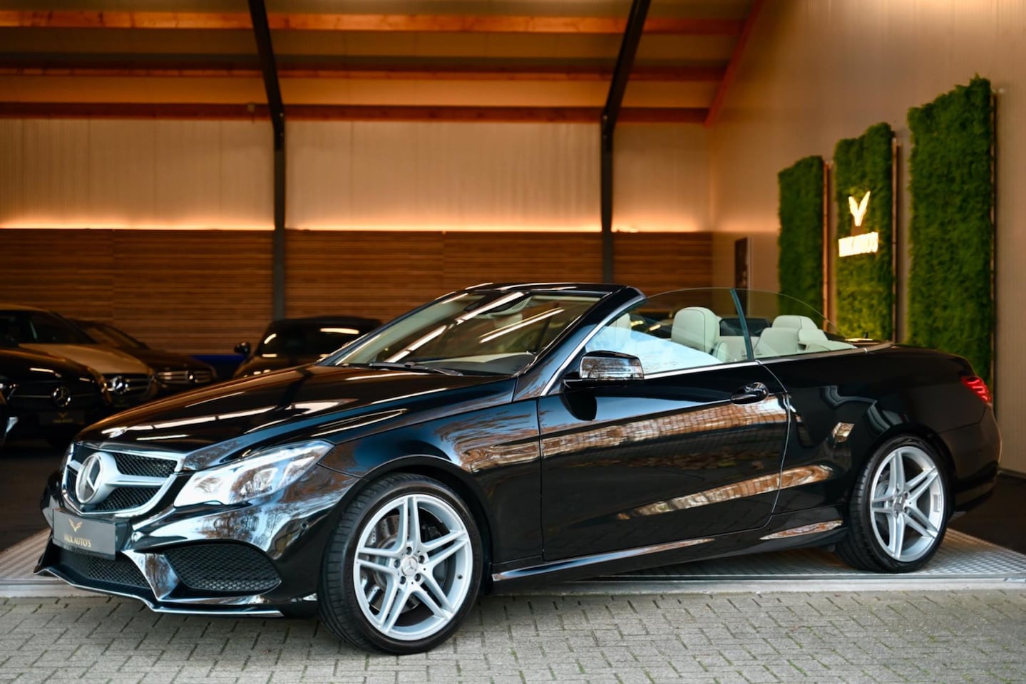 Mercedes-Benz E-klasse Cabrio - 500 AMG Styling - Distronic - Airscarf - 360 Camera - Stoelventilatie - Stuurverwarming - - AutoWereld.nl