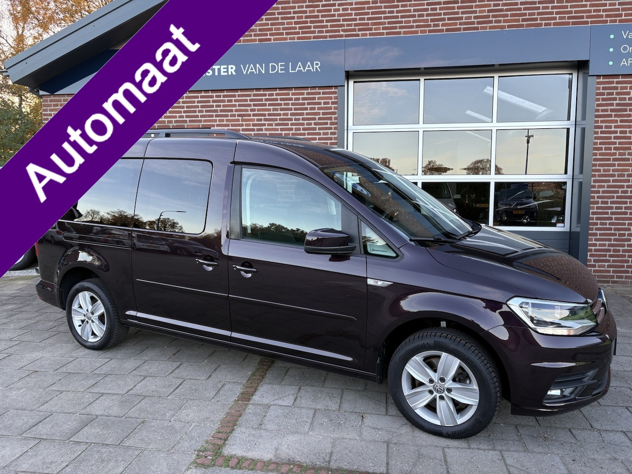 Volkswagen Caddy Maxi - 1.4 TSI Comfortline 96kw Life DSG 7 pers. ( Navigatie, Trekhaak, Cruise control,Parkeersen - AutoWereld.nl