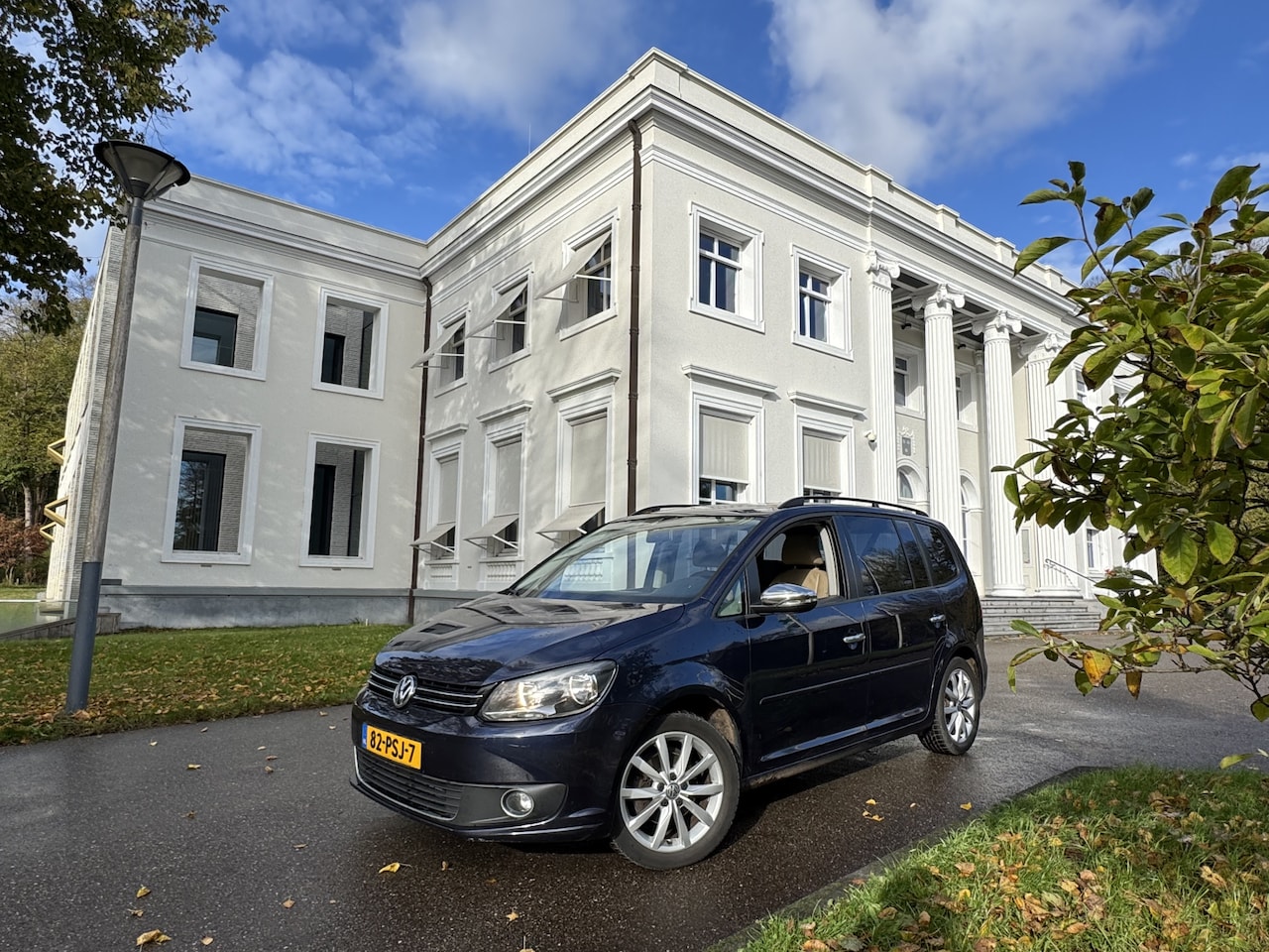 Volkswagen Touran - 1.4 TSI MOOI LEDER, 7 PERS, NIEUW MODEL - AutoWereld.nl