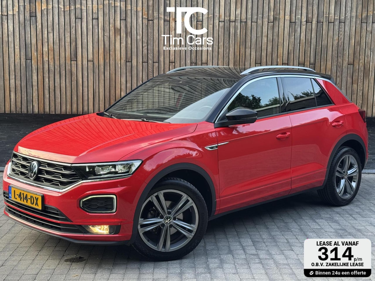 Volkswagen T-Roc - 1.5 TSI R-line Automaat | Stoelverwarming | Achteruitrijcamera | Climate control adaptief - AutoWereld.nl