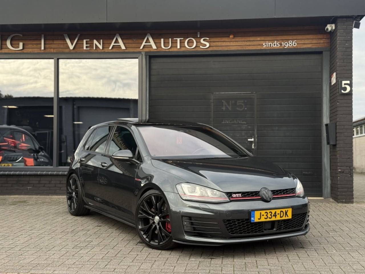 Volkswagen Golf - 2.0 TSI GTI Perf 409PK Bloedsnel Bomvol - AutoWereld.nl