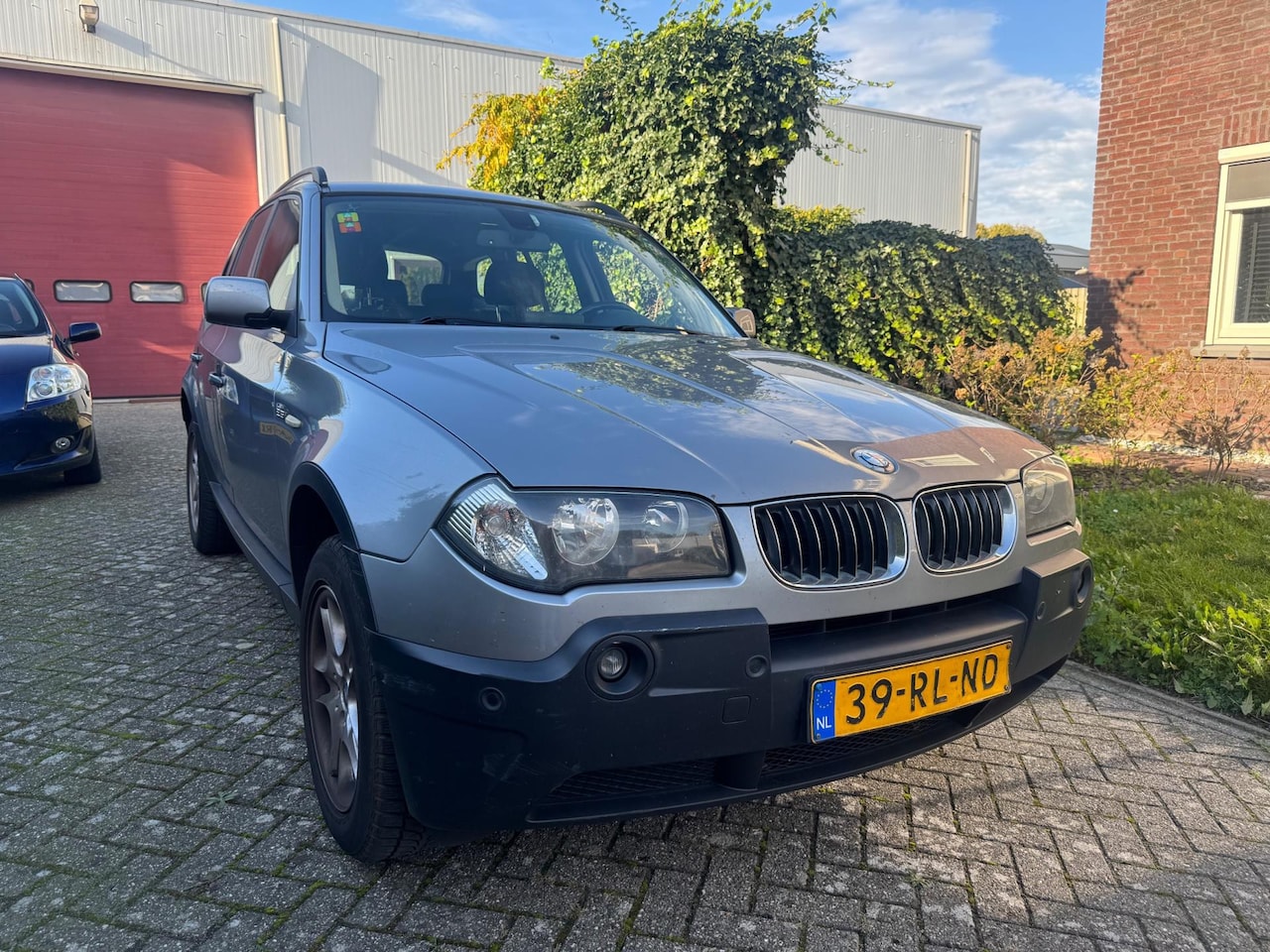 BMW X3 - 2.5i Executive 4WD (bj 2005) AUTOMAAT|TREKHAAK|CLIMA|NAV - AutoWereld.nl