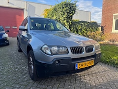 BMW X3 - 2.5i Executive 4WD (bj 2005) AUTOMAAT|TREKHAAK|CLIMA|NAV