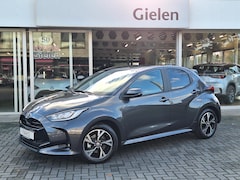 Toyota Yaris - 1.5 Hybrid Dynamic Plus | Stoel + Stuurverwarming, Lichtmetalen velgen, Keyless, Licht + R