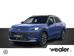 Volkswagen T-Roc - Life First Edition 1.5 eTSI 85 kW / 116 PK DSG | Trekhaak wegklapbaar | Multimedia pakket