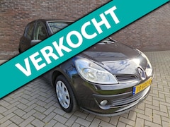 Renault Clio - 1.2-16V Special Line 5 deurs airco radio carkit