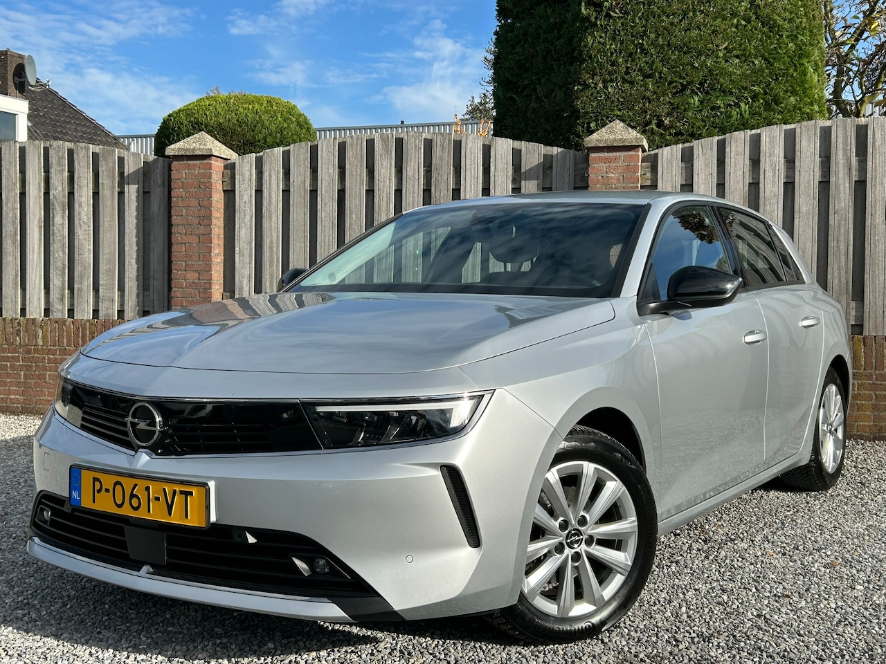 Opel Astra - 1.2 Edition Opel Astra 1.2 Business Edition CarPlay Navi Cruise Climate - AutoWereld.nl