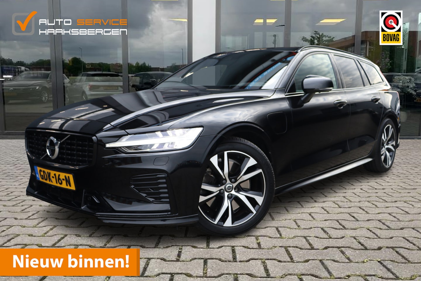 Volvo V60 - 2.0 T6 Recharge AWD R-Design | Pano | ACC | Camera | - AutoWereld.nl