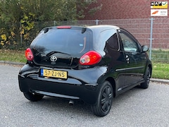 Toyota Aygo - 1.0-12V + | Automaat | Leer | Airco | Nwe Apk