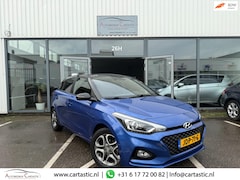 Hyundai i20 - 1.2 Premium | CARPLAY | PARKEERSENSOREN | CRUISE CONTROL | CAMERA | DEALER ONDERHOUDEN | A