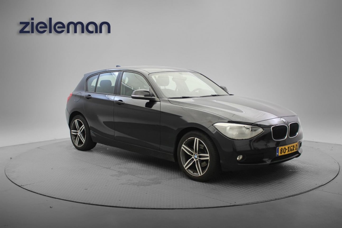 BMW 1-serie - 116i Business Automaat - Navi, Cruise - AutoWereld.nl