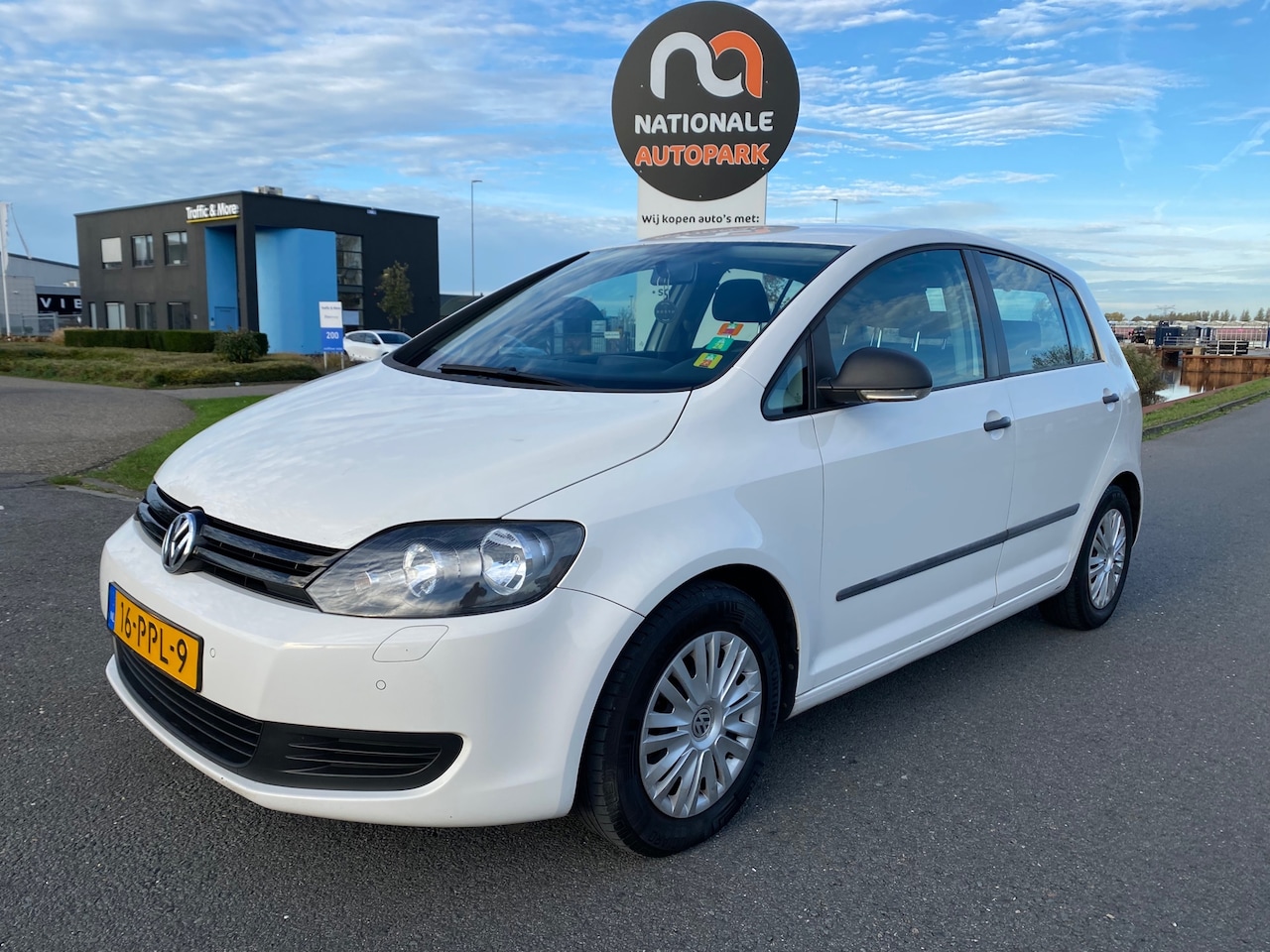 Volkswagen Golf Plus - 2011 * 1.2 TSI Trendline BlueMotion * CLIMA * ELEC. RAMEN * TOP AUTO! - AutoWereld.nl