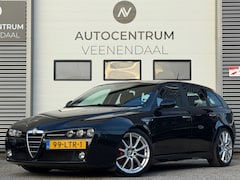 Alfa Romeo 159 Sportwagon - 1.7 TI 1750 TBI 200 PK TREKHAAK/LEDER/19''/NAP/XENON