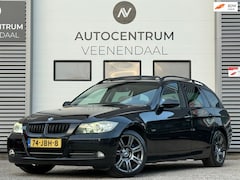 BMW 3-serie Touring - 330i 330xi X-DRIVE High Executive 272 PK PANO/LOGIC 7/TREKHAAK/FULL OPTIONS