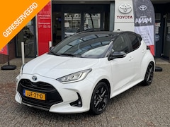 Toyota Yaris - 1.5 Hybrid EXECUTIVE PANODAK HEAD-UP STOELVERW BLIND SPOT NAVI 17'' LM-VELGEN 4S-BANDEN PA