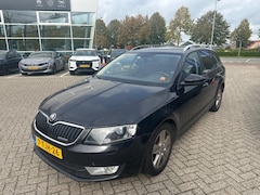 Skoda Octavia Combi - 2014 * 1.6 TDI Greenline * CLIMA * NAVI * LED * EURO 5 * APK 2026 * KM NAP