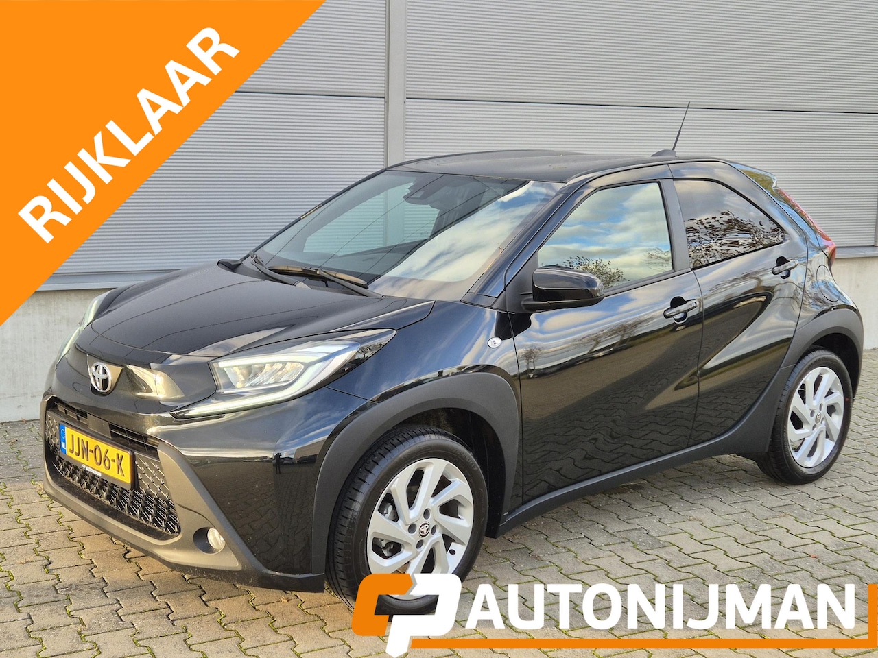 Toyota Aygo X - 1.0 VVT-i S-CVT first PLAY/A.Camera/Climatecontr./Stoelverw. - AutoWereld.nl