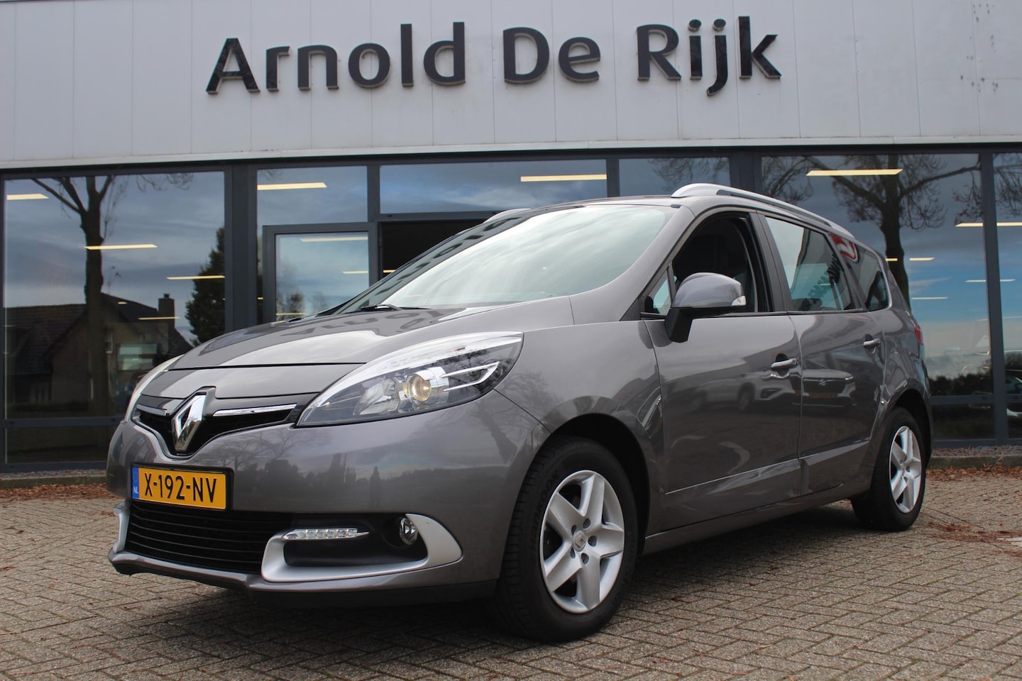 Renault Grand Scénic - 1.2 TCe Limited 1.2 TCe Limited - AutoWereld.nl
