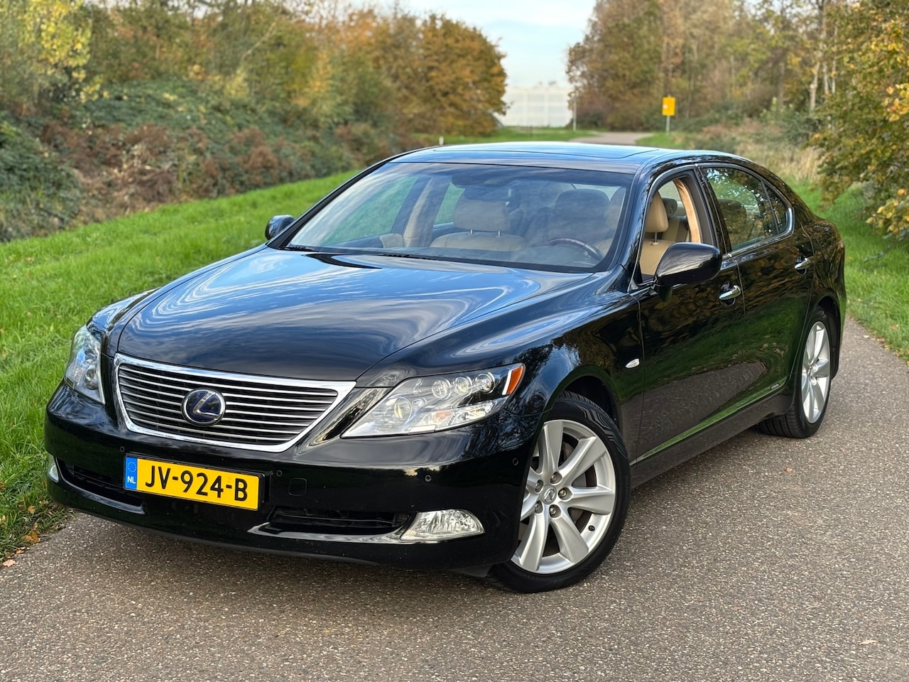 Lexus LS 600h - L. President/Schuifdak/Full Options - AutoWereld.nl