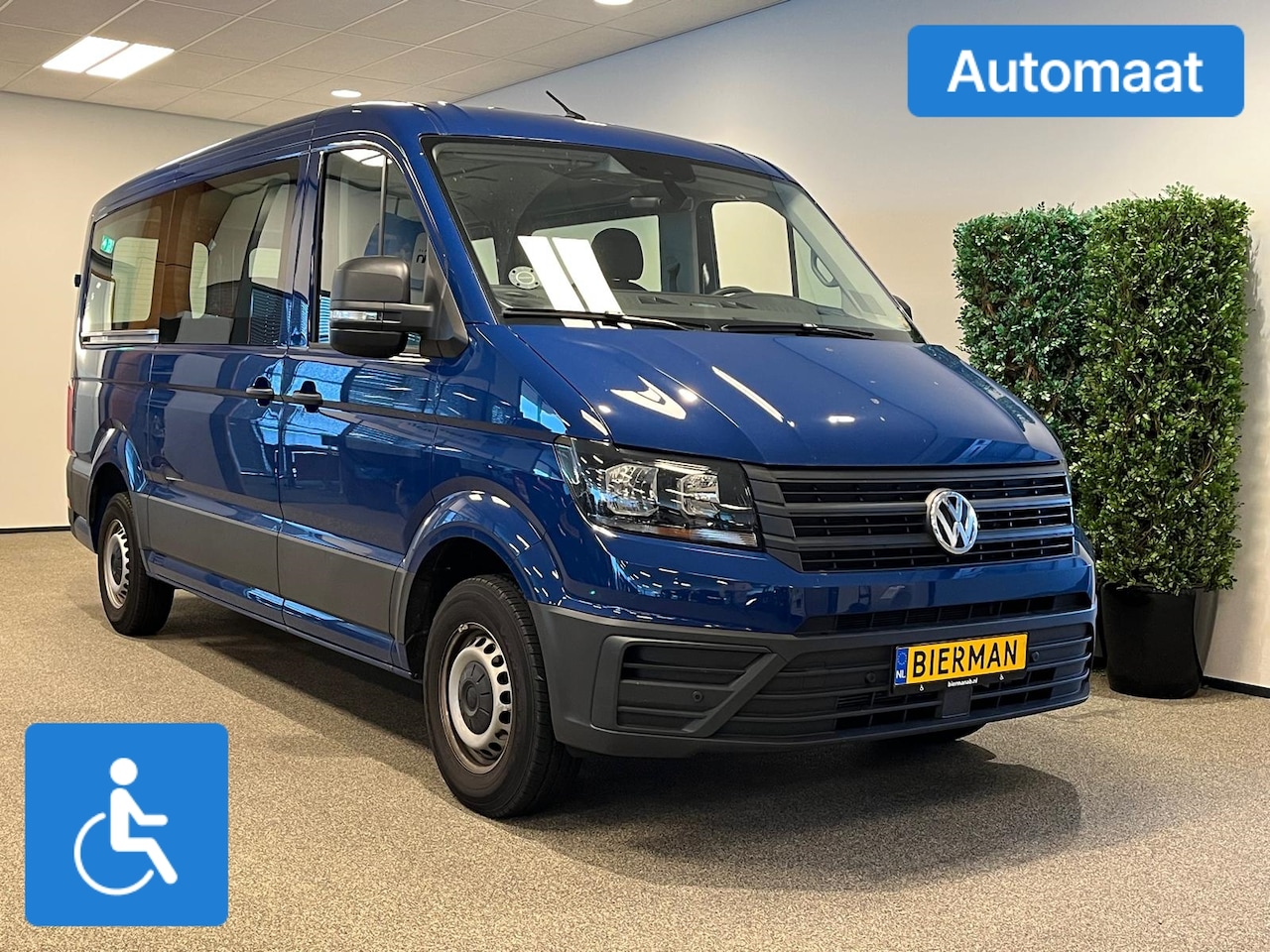 Volkswagen Crafter - L2H1 Rolstoelbus Automaat Rolstoel - AutoWereld.nl