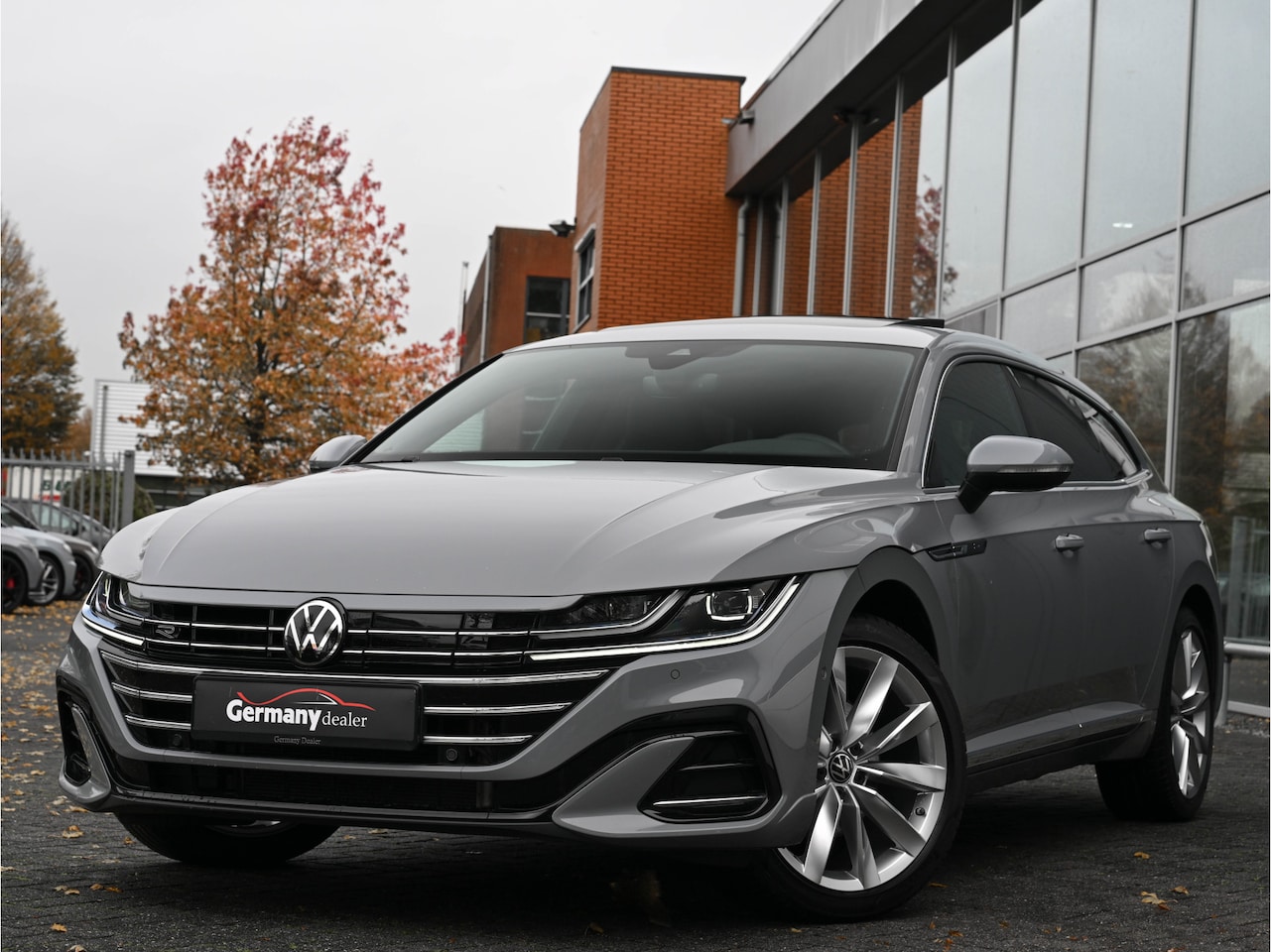 Volkswagen Arteon Shooting Brake - 1.4TSI eHybrid 218pk R-Line RS-Zetels Pano iQ-Light ACC Lane Assist Trekh.Massage VOL!!!! - AutoWereld.nl
