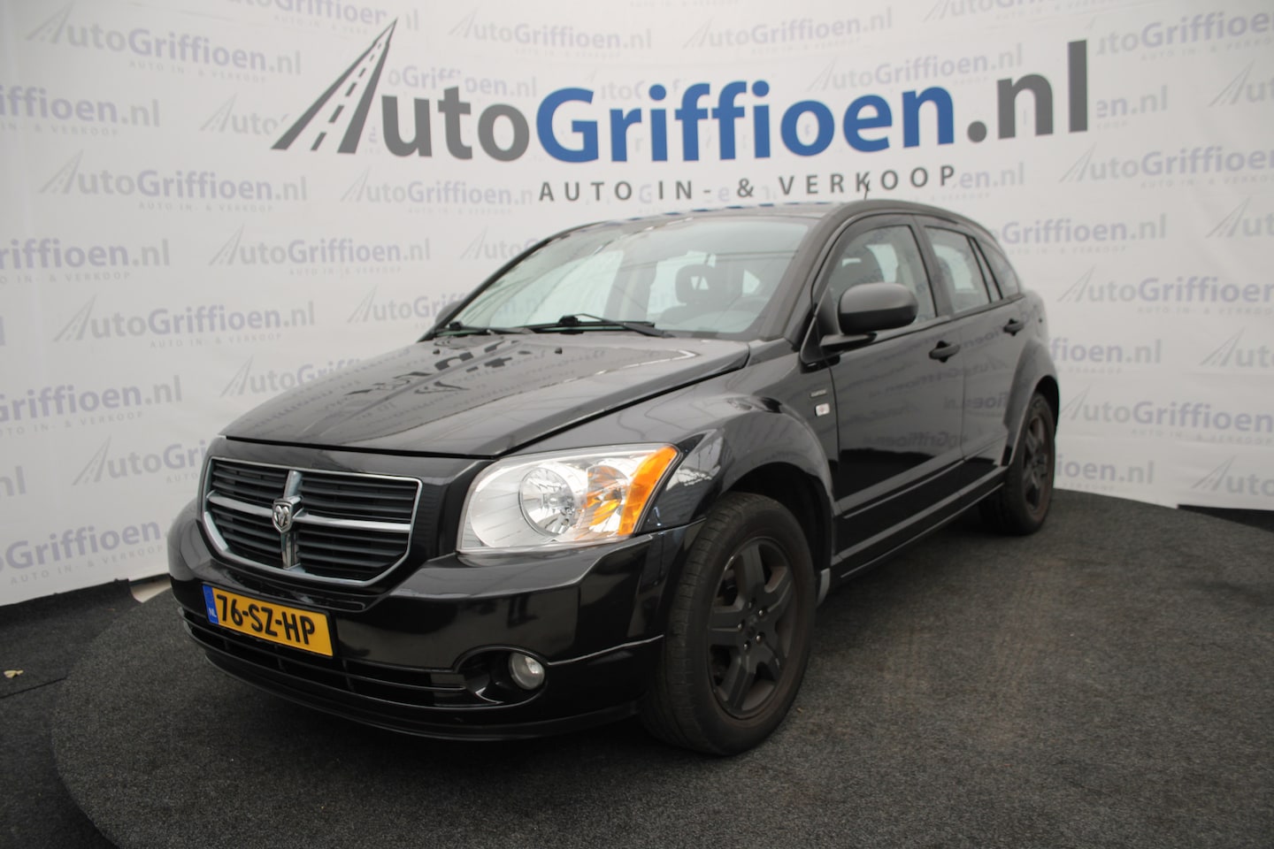 Dodge Caliber - 2.0 SE automaat met trekhaak en leer - AutoWereld.nl