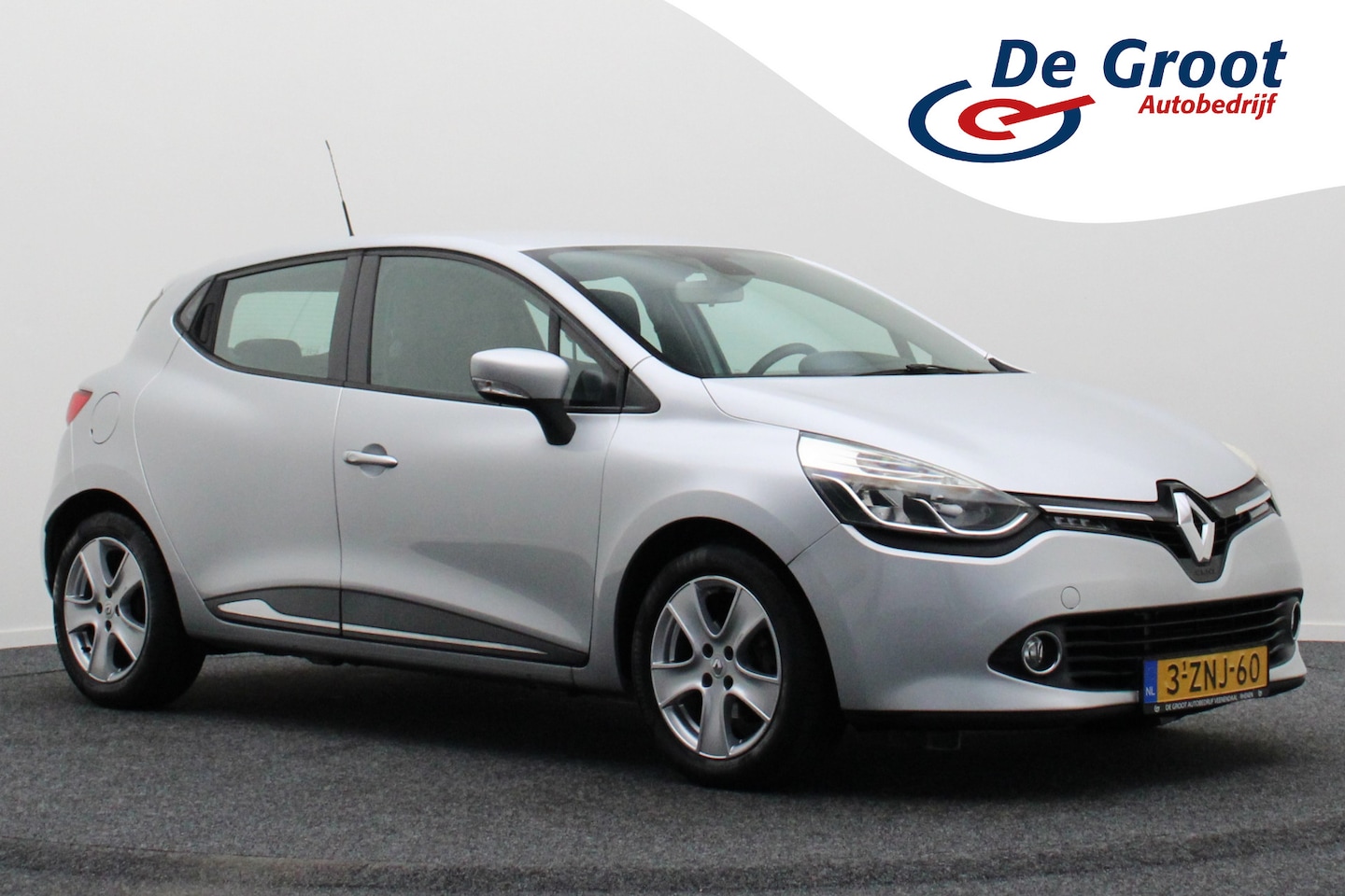 Renault Clio - 0.9 TCe ECO Night&Day Navigatie, Climate, Cruise, DAB, LED - AutoWereld.nl