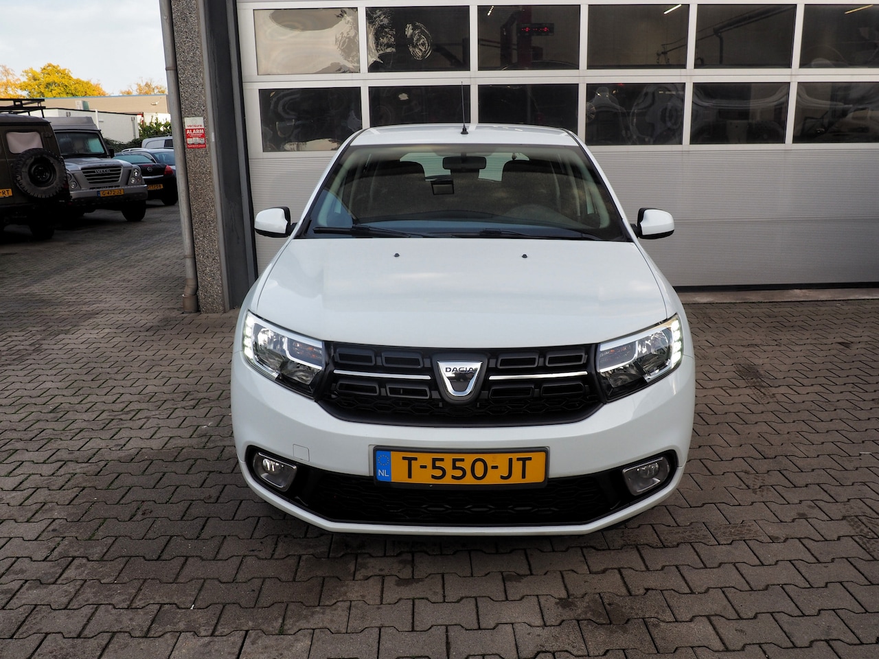 Dacia Sandero - 1.0 Sce Laureate NW MOTOR! AIRCO TREKH.