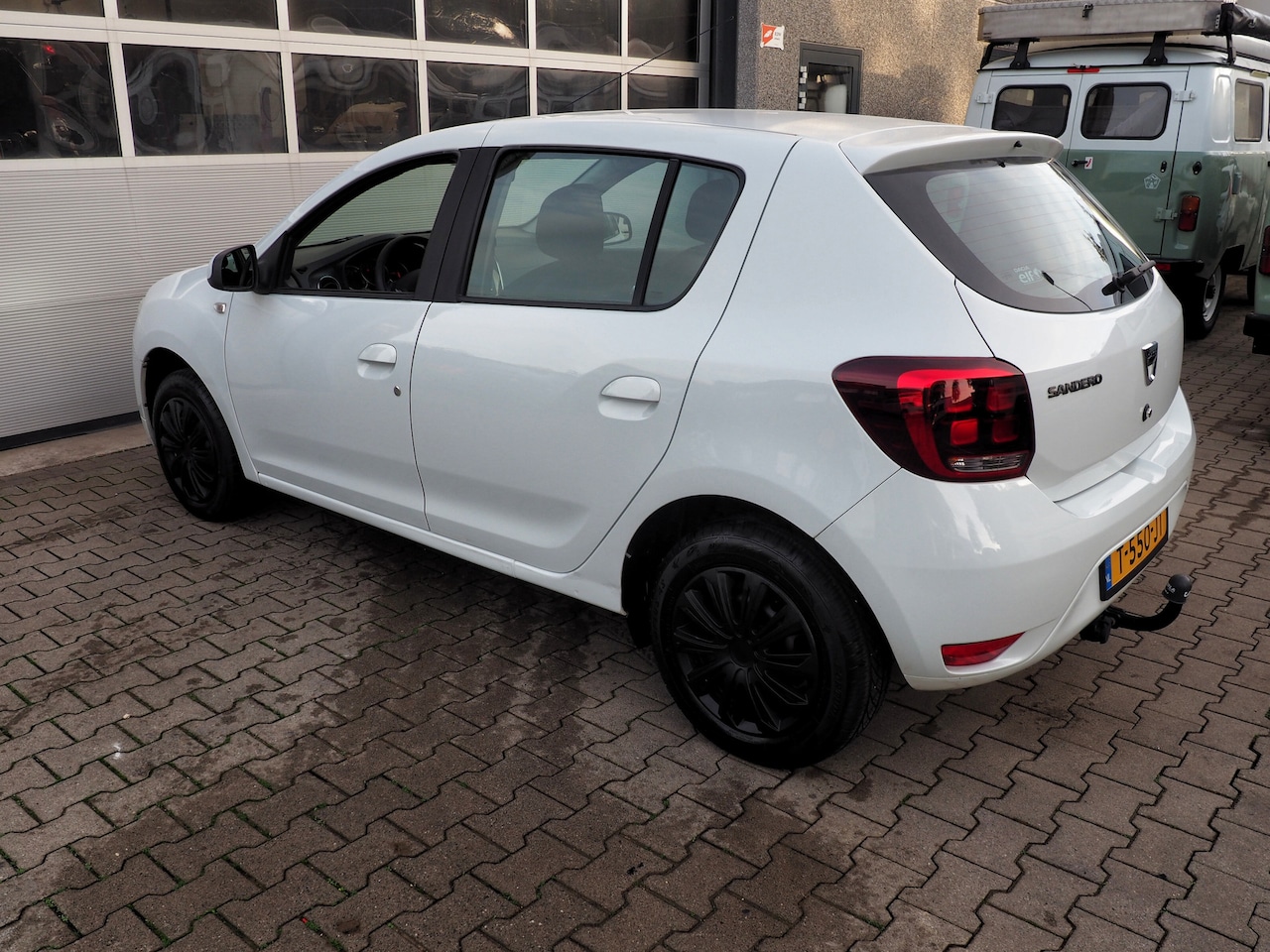 Dacia Sandero - 1.0 Sce Laureate NW MOTOR! AIRCO TREKH.