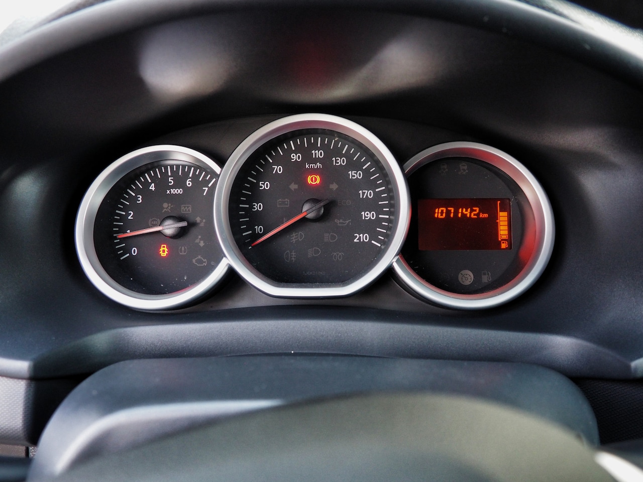 Dacia Sandero - 1.0 Sce Laureate NW MOTOR! AIRCO TREKH.